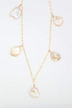 Load image into Gallery viewer, Champagne Keshi Pearl Drops Gold Necklace
