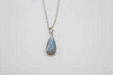 Load image into Gallery viewer, Labradorite Silver Rain Necklace