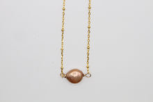 Load image into Gallery viewer, Pearl Coin Sand Necklace