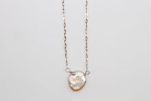 Load image into Gallery viewer, Champagne Keshi Pearl Silver Necklace