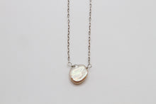 Load image into Gallery viewer, Champagne Keshi Pearl Silver Necklace