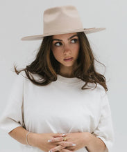 Load image into Gallery viewer, Emery Teardrop Fedora Cream Hat