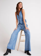 Load image into Gallery viewer, Greta Pleated Wide Leg