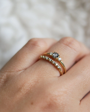 Load image into Gallery viewer, Solid Gold Timeless Diamond Gold Ring