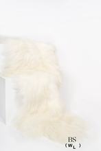 Load image into Gallery viewer, White Double Icelandic Sheepskin Throw Rug