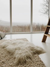 Load image into Gallery viewer, White Icelandic Sheepskin Throw Rug