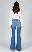 Load image into Gallery viewer, Mia Skinny Flare Jeans