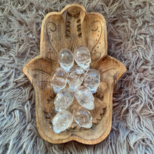 Load image into Gallery viewer, Medium Quartz Crystal Skull