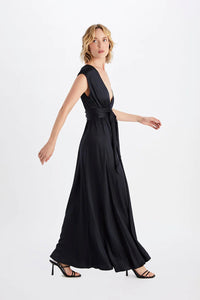Grace Gown in Black