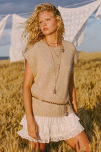 Load image into Gallery viewer, Darcy Vest- Sand