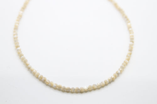 Mother-of-Pearl Gold Necklace