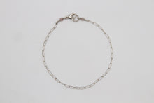 Load image into Gallery viewer, Silver Paperclip Bracelet