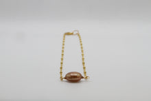 Load image into Gallery viewer, Small Coin Pearl Gold Necklace