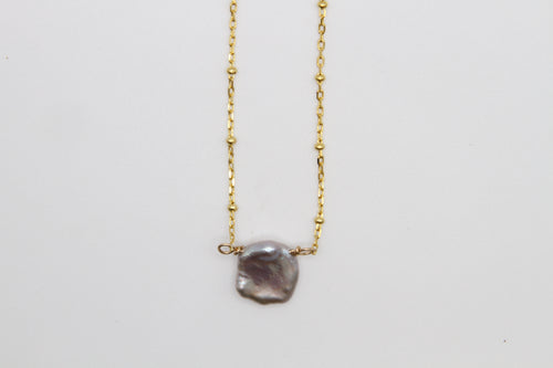 Raven Keshi Pearl Gold Necklace