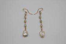 Load image into Gallery viewer, Cloud Dream Gold Earrings