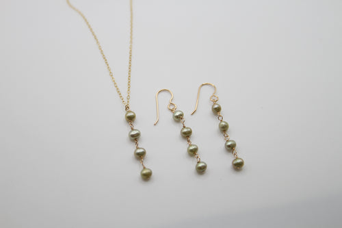 Four Green Pearls Gold Earrings