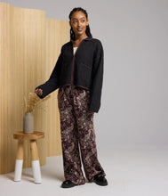 Load image into Gallery viewer, Elderberry Quilted Jacket- Black