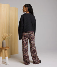 Load image into Gallery viewer, Elderberry Quilted Jacket- Black