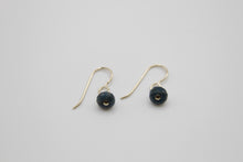 Load image into Gallery viewer, Apatite Button Silver Earrings