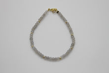 Load image into Gallery viewer, Labradorite &amp; Gold Beads Bracelet