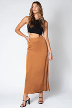 Load image into Gallery viewer, Dani Maxi Skirt- Golden