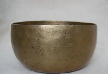 Load image into Gallery viewer, THADOBATI TIBETAN SINGING BOWLS- G3