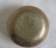 Load image into Gallery viewer, THADOBATI TIBETAN SINGING BOWLS- G3
