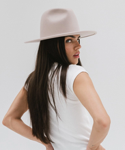 Load image into Gallery viewer, Wes Fedora Ivory Hat