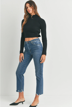 Load image into Gallery viewer, Vintage Straight Jeans