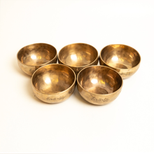 Load image into Gallery viewer, 5 Piece 6&quot; Handmade Himalayan Singing Bowls