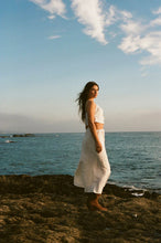 Load image into Gallery viewer, White Linen Tank Top