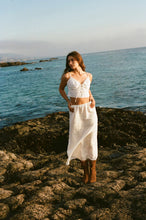 Load image into Gallery viewer, White Linen Tank Top