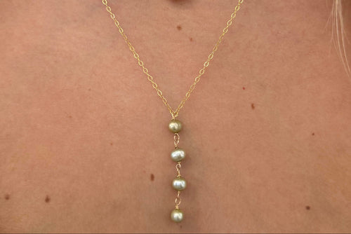 Four Green Pearls Necklace