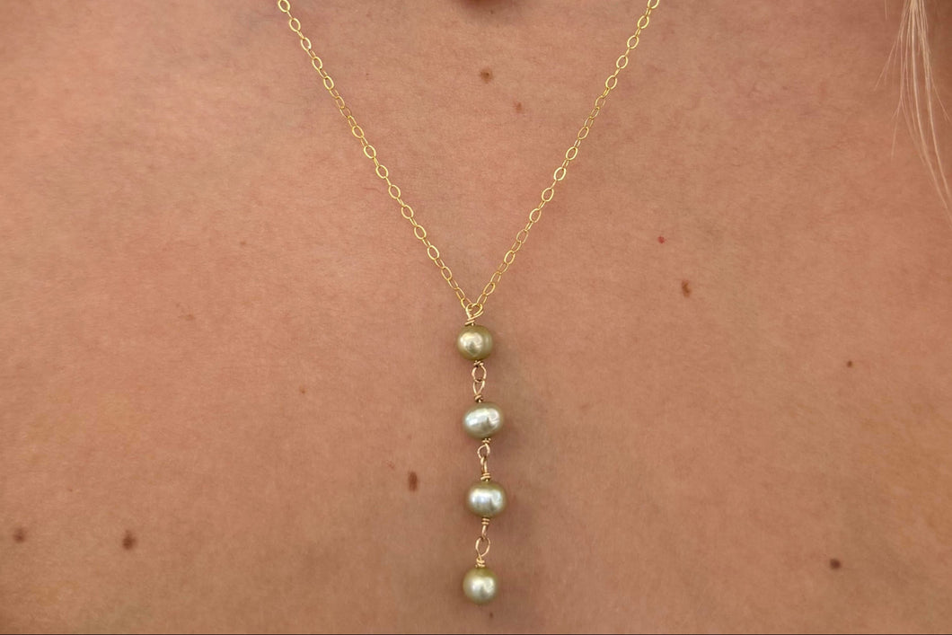 Four Green Pearls Necklace