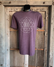 Load image into Gallery viewer, Men&#39;s Sri Yantra T-Shirt Eggplant/Silver