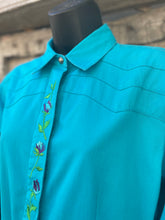 Load image into Gallery viewer, Vintage Teal Flower Women’s Western Shirt